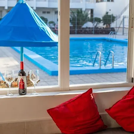 Donna Ida Costa del Silencio